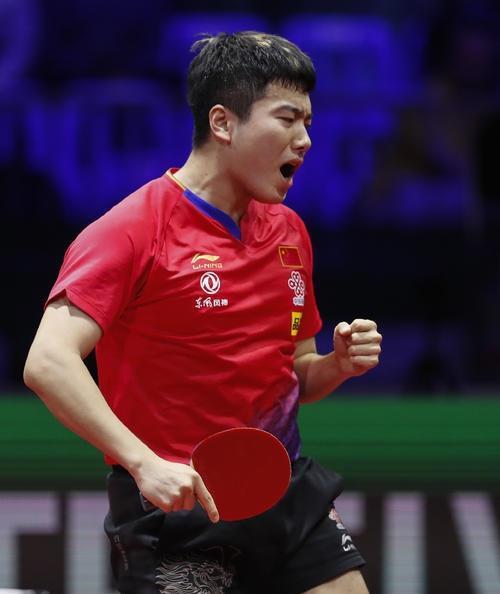 无比努力地 无比努力地