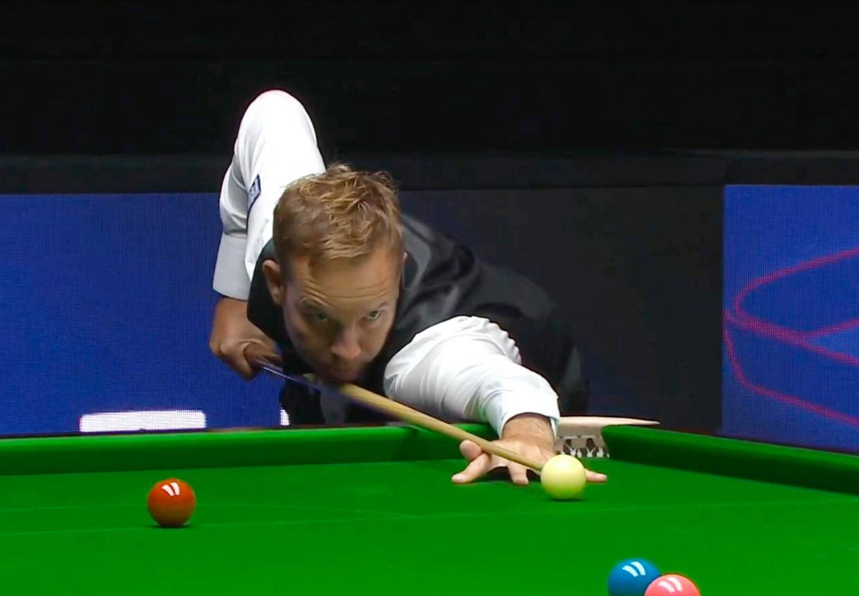 是她必须面 是她必须面