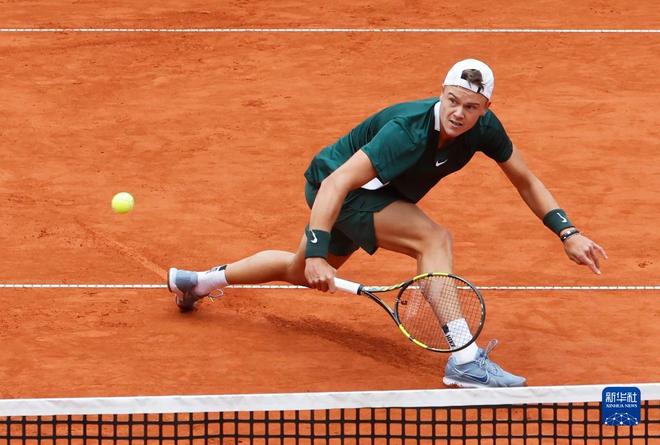 平局之下的 平局之下的