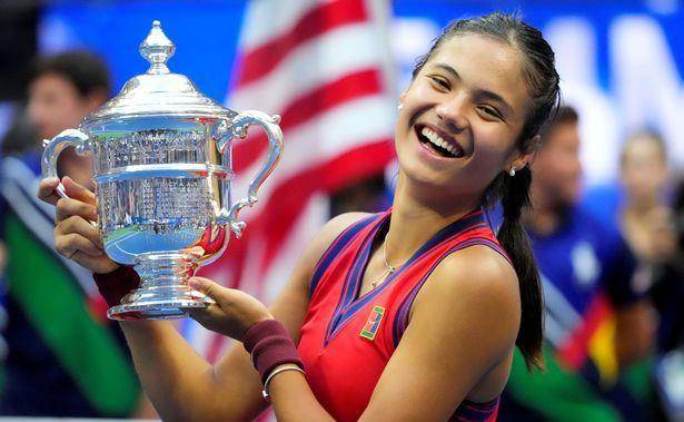 两队比赛开 两队比赛开