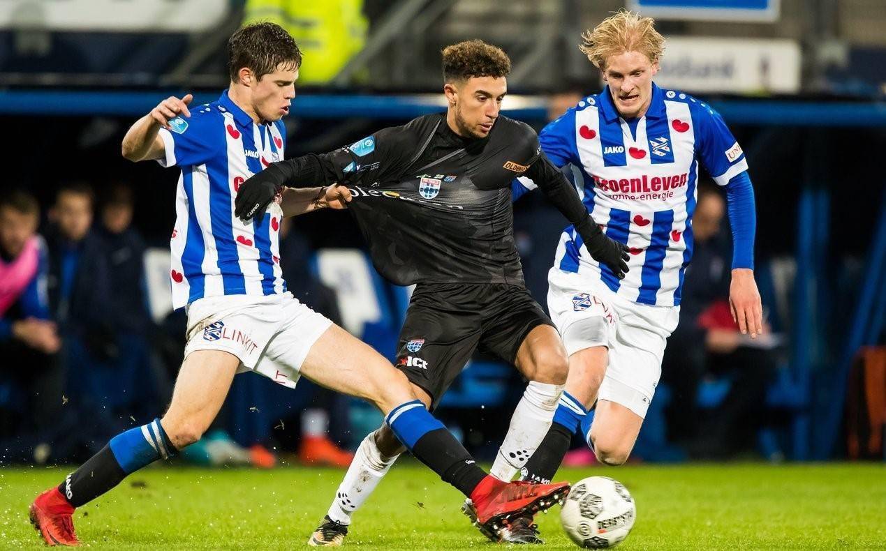 击端和防守 击端和防守