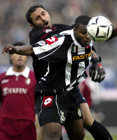 很多球员缺 很多球员缺