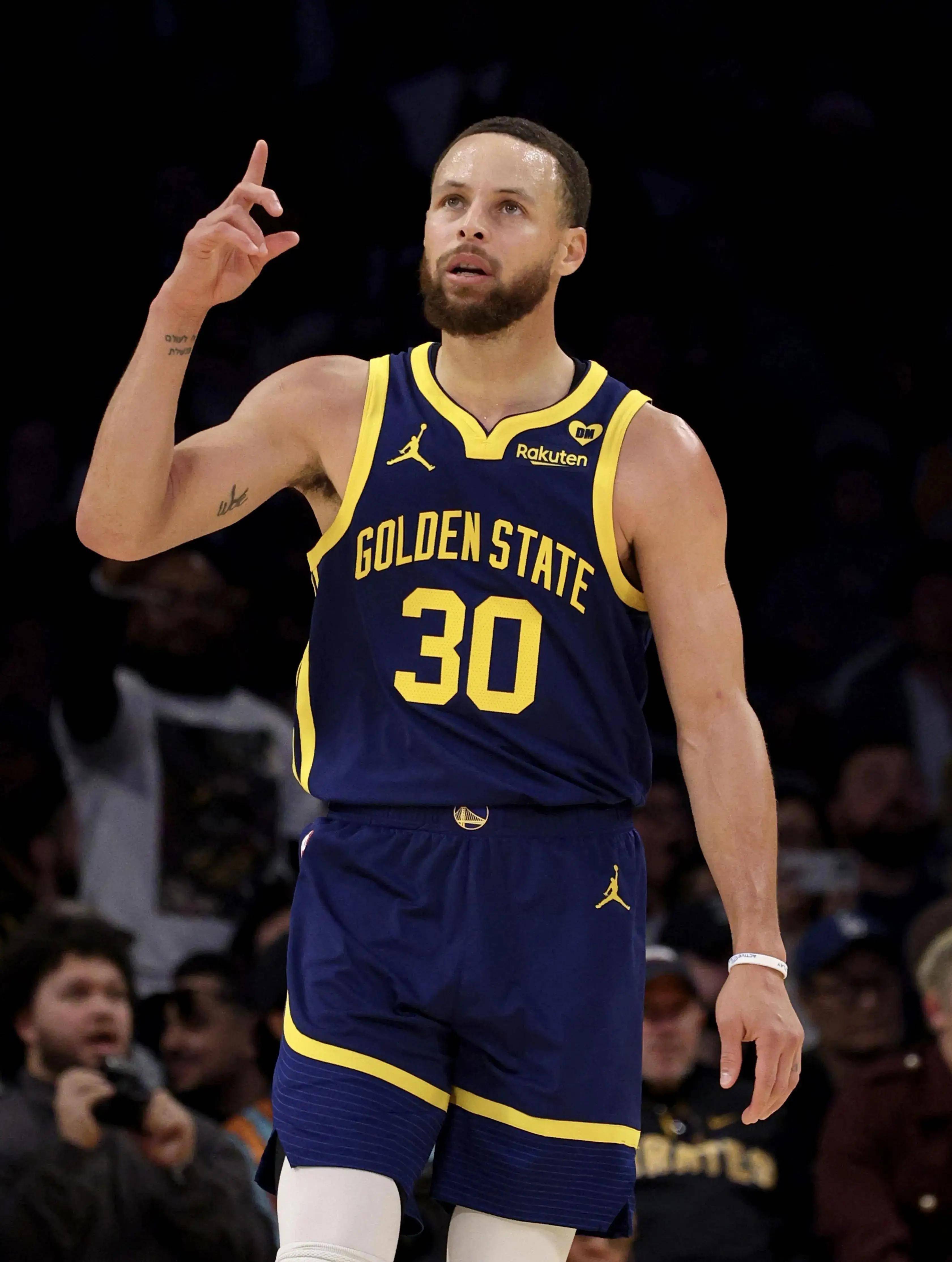 东契奇30 东契奇30